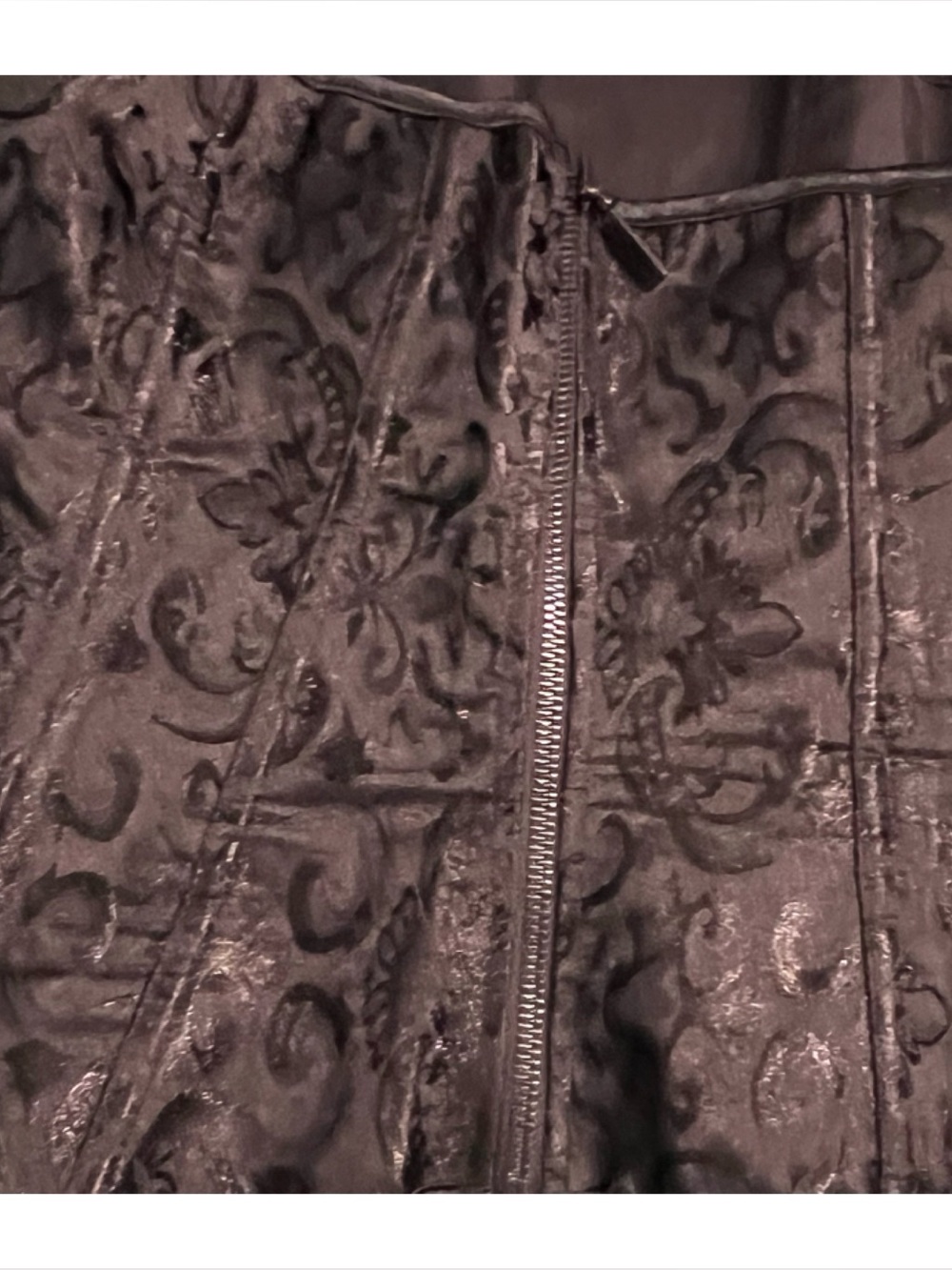 Corset - Picture 4 of 7
